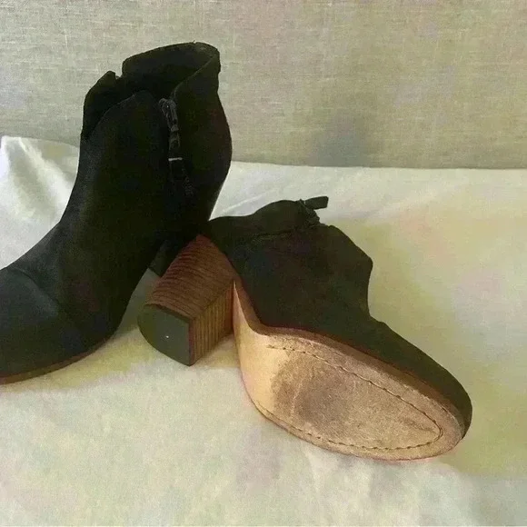 rag & bone Margot leather bootie black metal zip and brown heel. - Picture 5 of 6